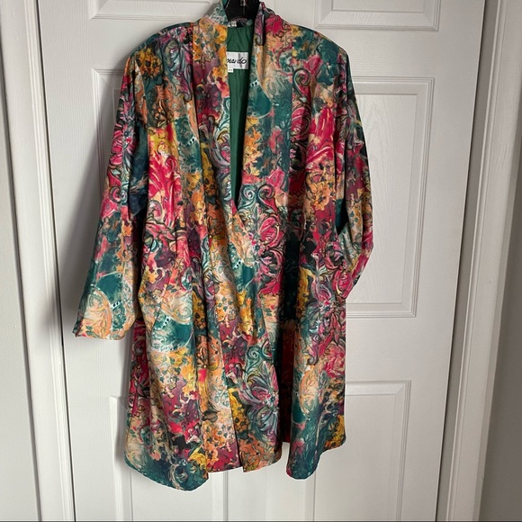 VINTAGE FLORAL FLARE TRENCH-COAT - Picture 2 of 13